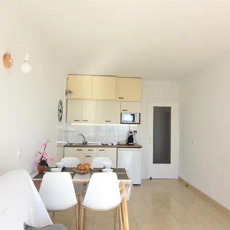 Rnet - Meda Chica - Vista Mar Apartment *